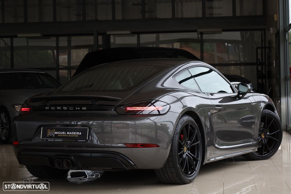 Porsche 718 Cayman GTS PDK - 36