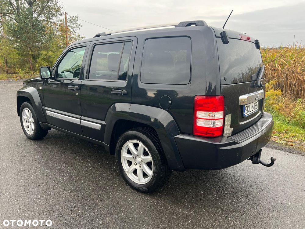 Jeep Cherokee 2009 photo 2