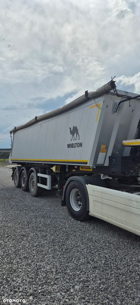 Wielton - 9