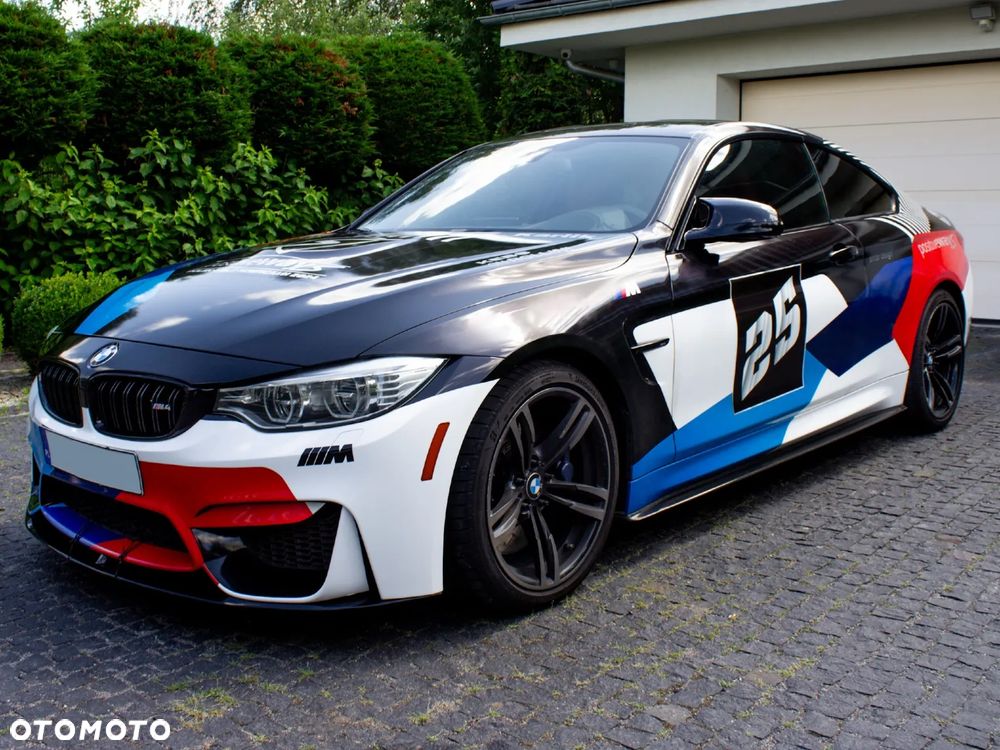 BMW M4 DKG - 3