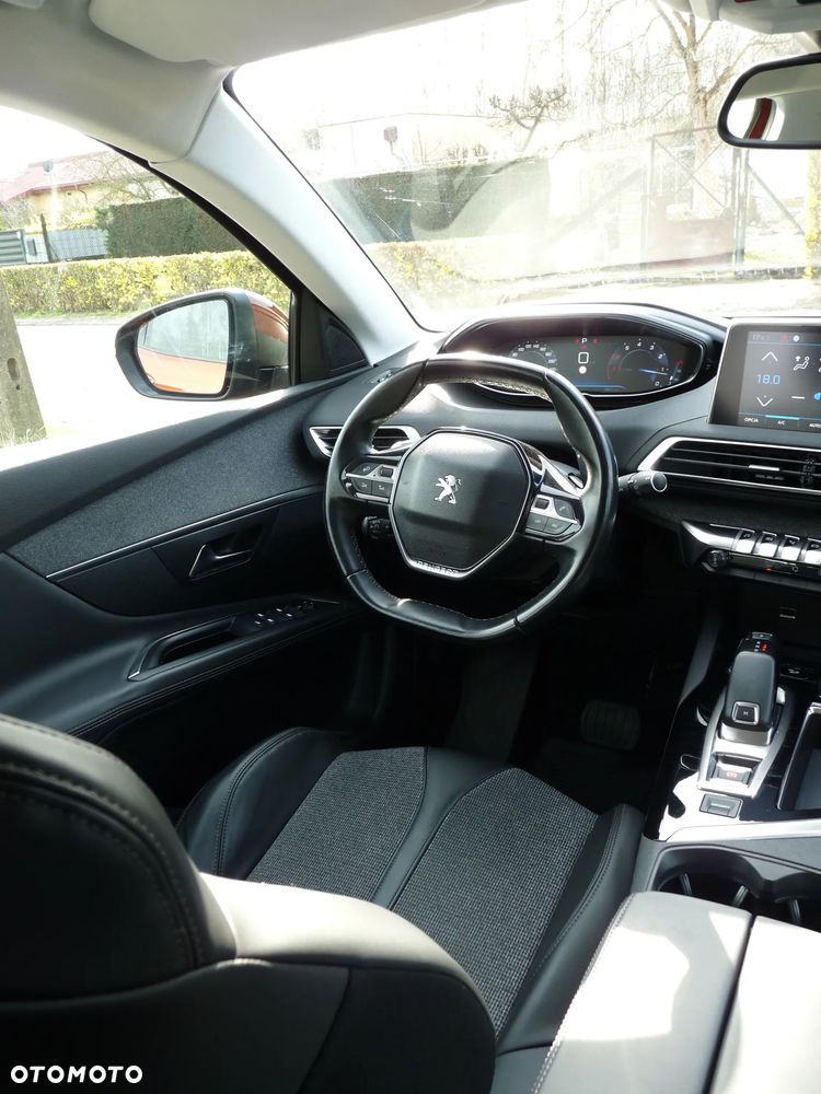 Peugeot 3008 1.6 THP Allure S&S EAT6 - 31