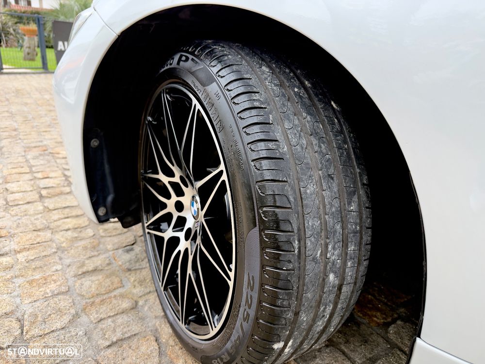 BMW 318 d Auto Pack M - 16