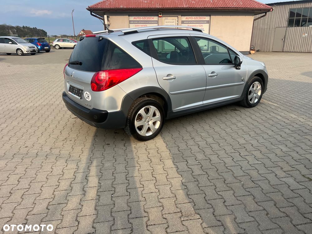 Peugeot 207 120 VTi Outdoor - 4