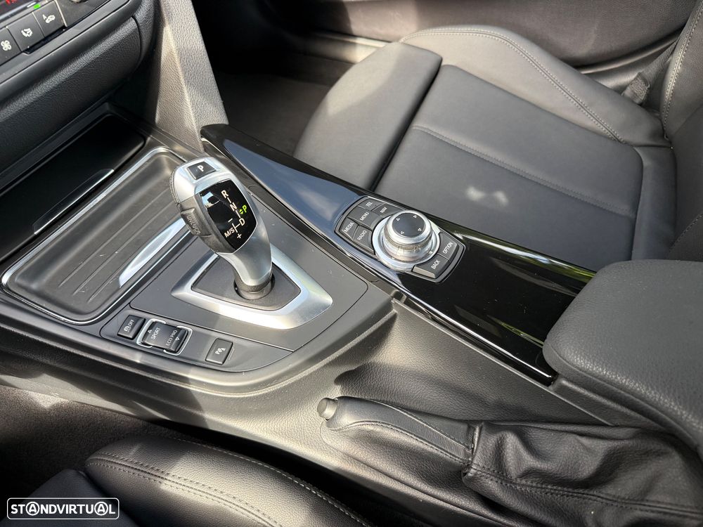 BMW 320 d Aut. M Sport Edition - 22