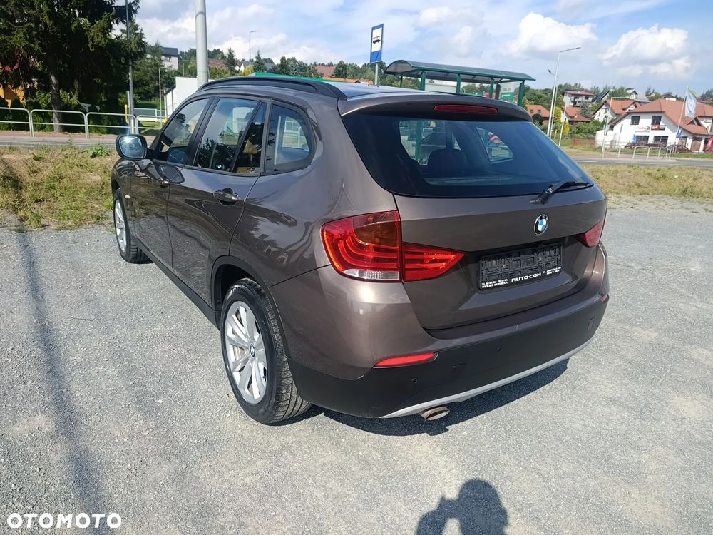 BMW X1 sDrive18d xLine - 10