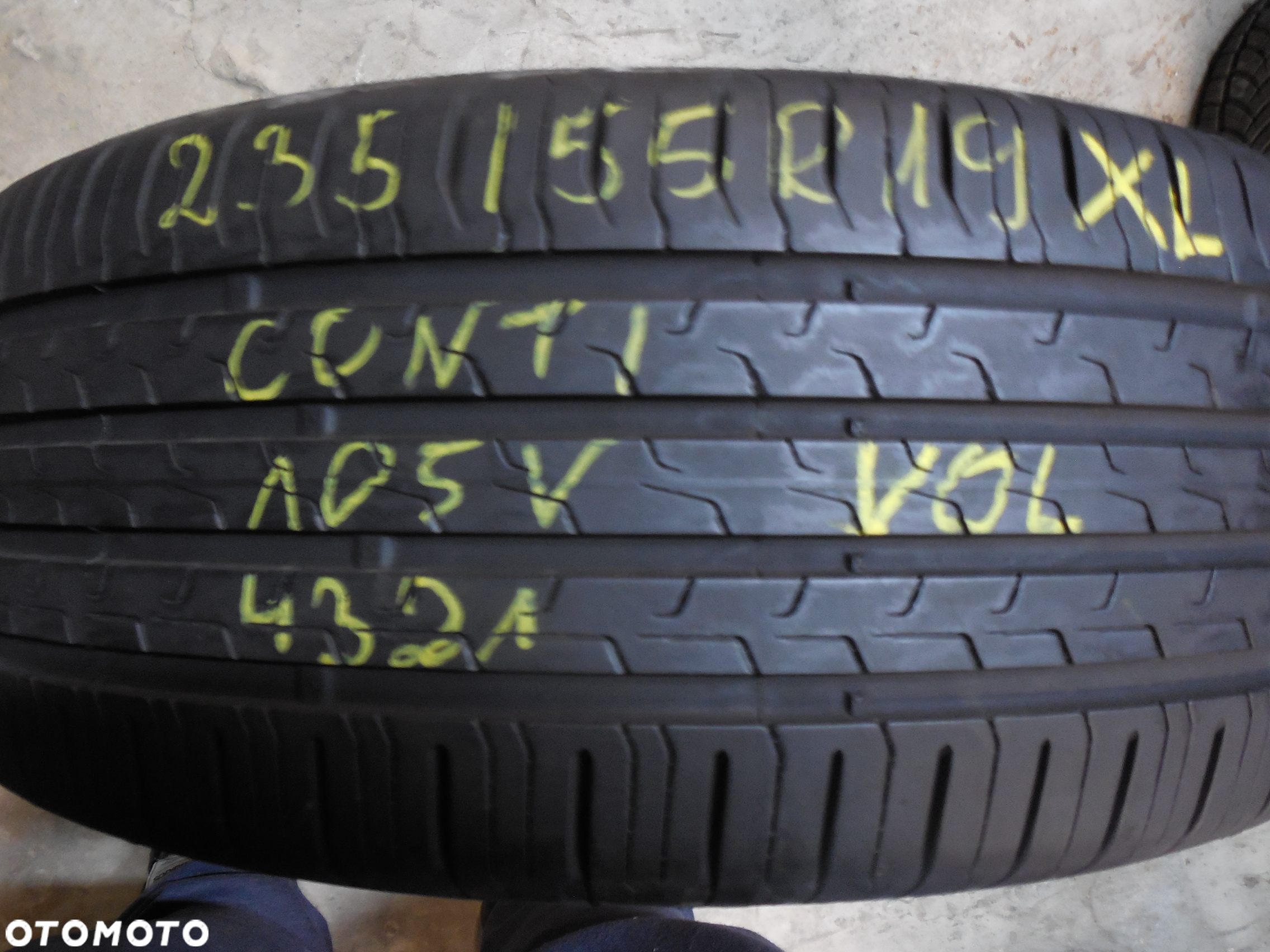 OPONY 235/55R19  CONTINENTAL ECO CONTACT 6 XL VOL DOT 4321 / 4719 8MM - 2