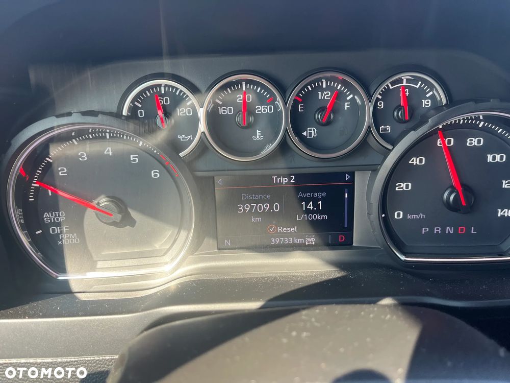 Chevrolet Silverado - 2