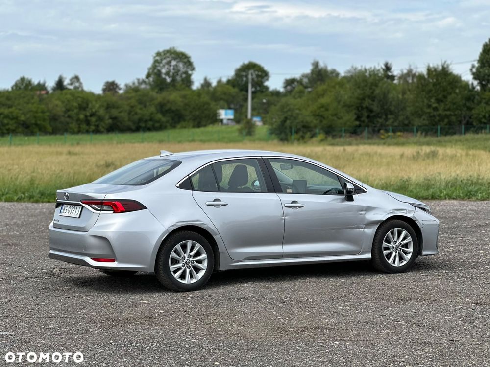 Toyota Corolla - 11