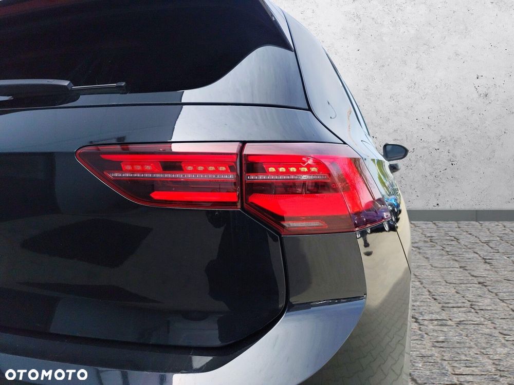 Volkswagen Golf - 33