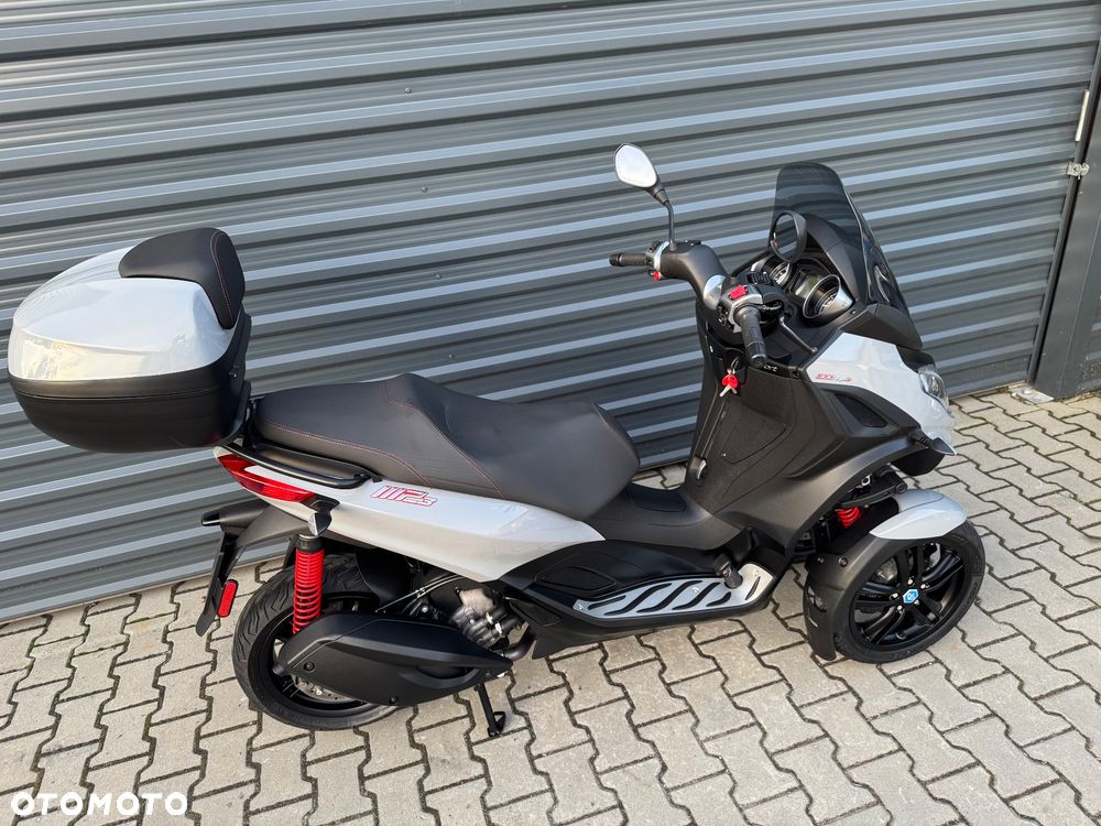 Piaggio MP-3 - 5