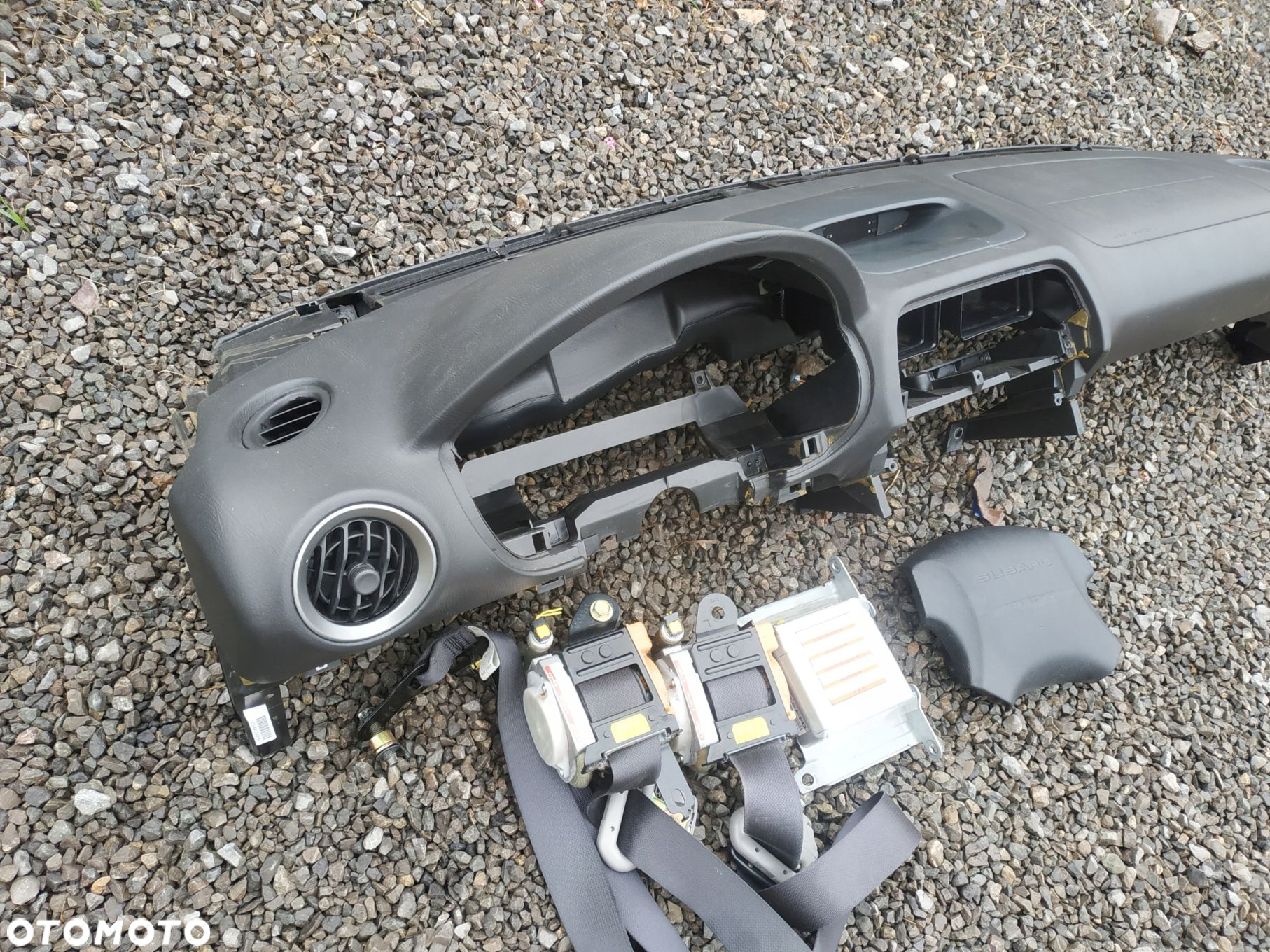 SUBARU IMPREZA GD 2.0 03-DESKA ROZDZIELCZA KONSOLA - 2