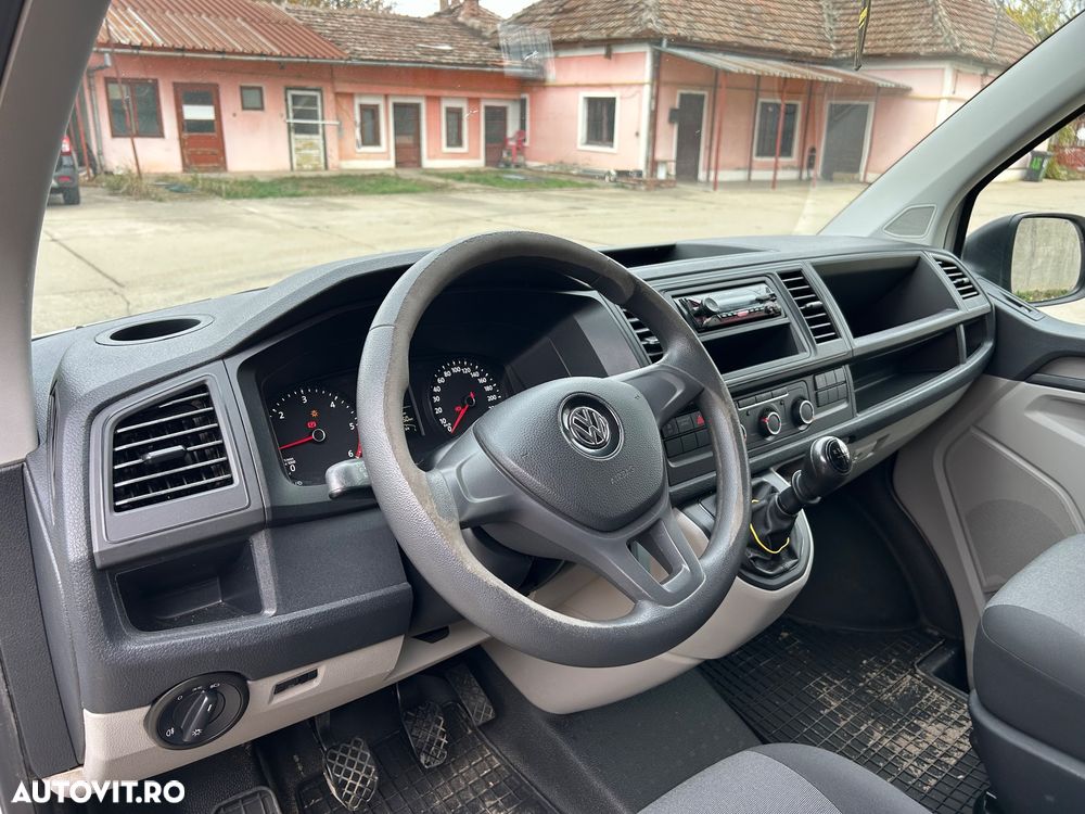 Volkswagen Transporter - 8