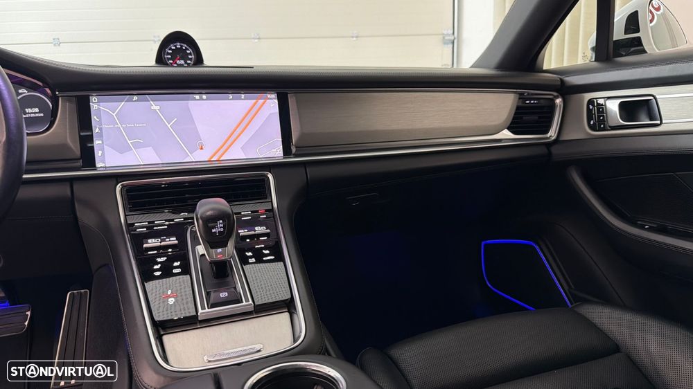 Porsche Panamera 4 S - 20