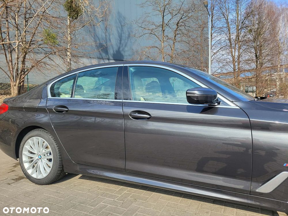 BMW Seria 5 530e iPerformance xDrive - 13