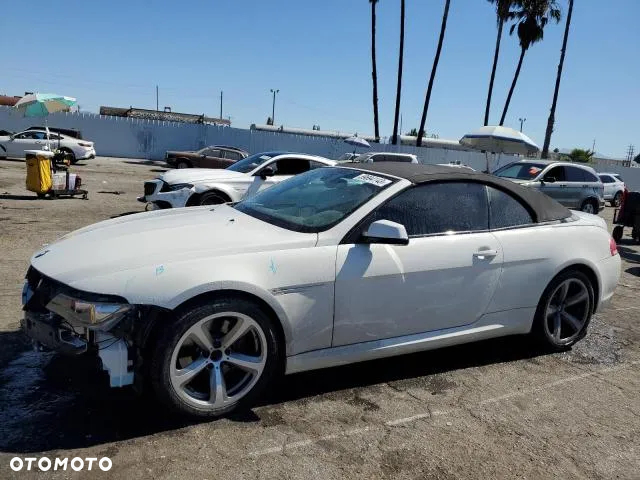 BMW Seria 6 650 i - 24