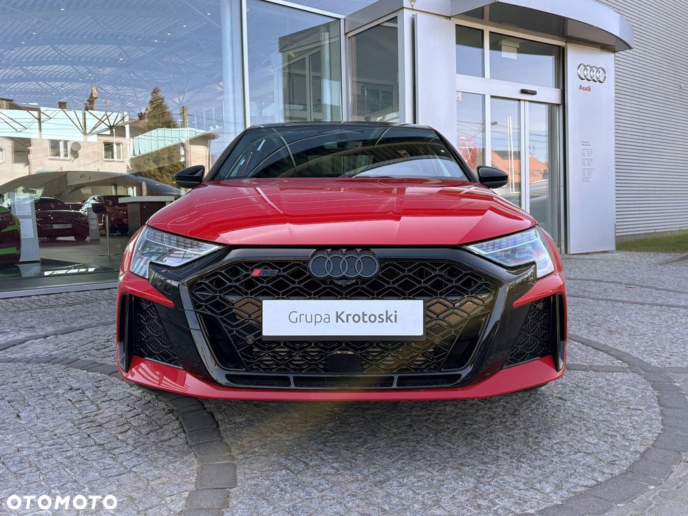 Audi RS3 Limousine - 10