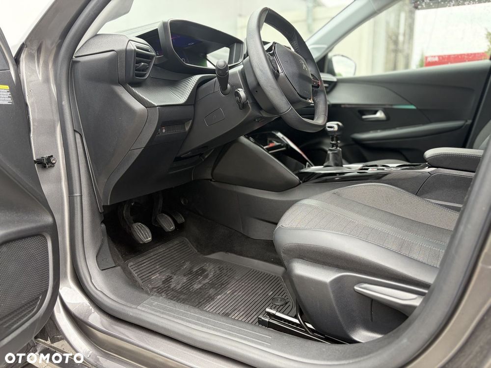 Peugeot 208 1.2 PureTech Allure Pack S&S - 12