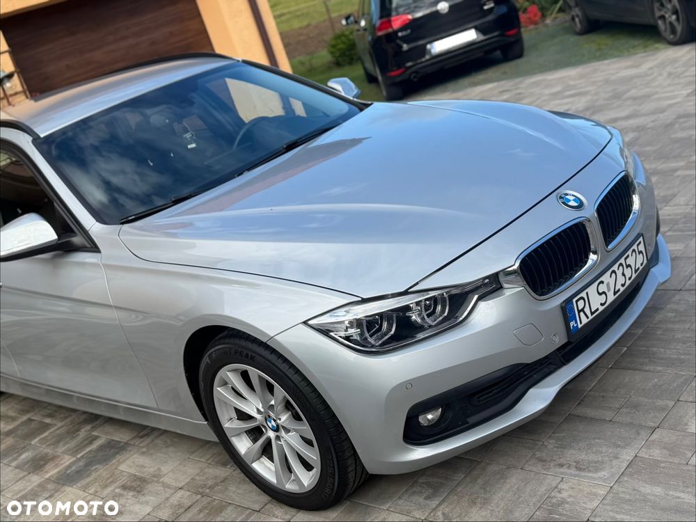 BMW Seria 3 320d Edition Luxury Line Purity - 29