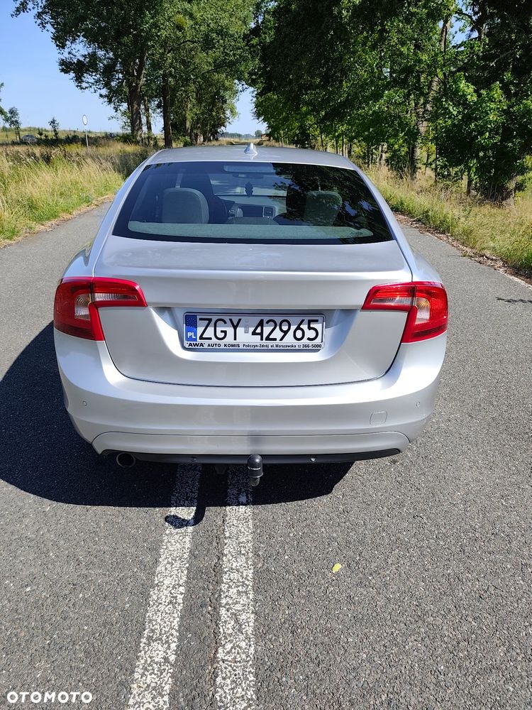 Volvo S60 D4 Edition - 3