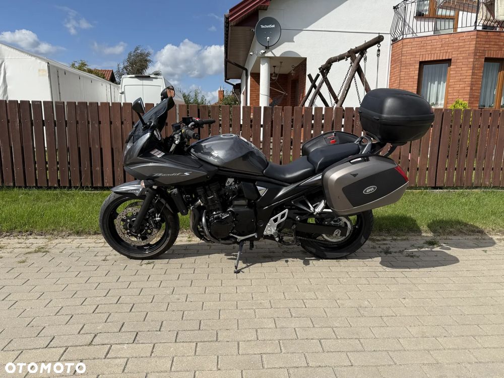 Suzuki Bandit - 3