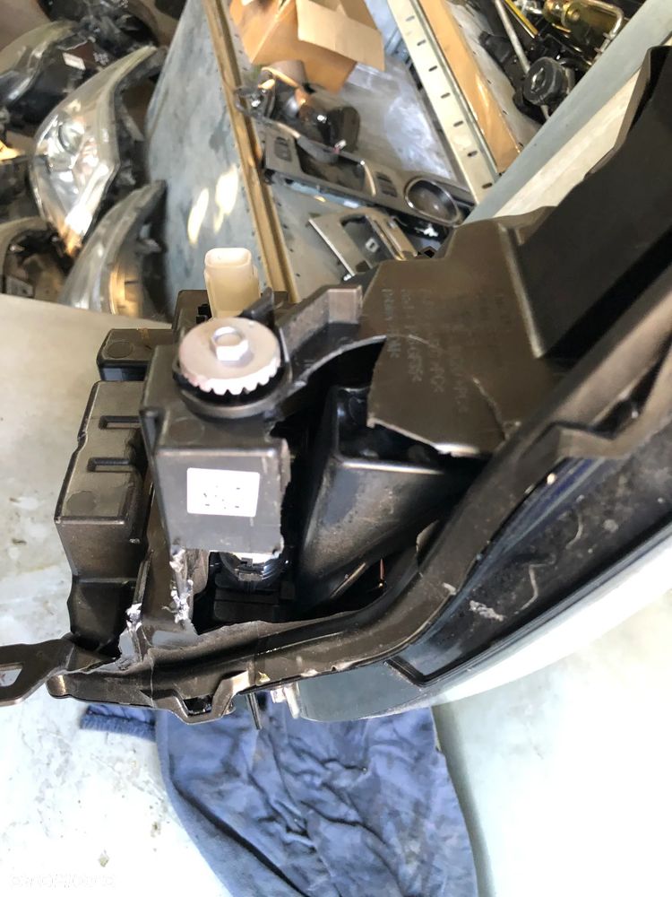 LA-51 . Lampa Prawy Przód 81110 f4220-00 Toyota CHR II 2025R FULL LED Uszkodzona - Gwarancja Wysyłka - 9