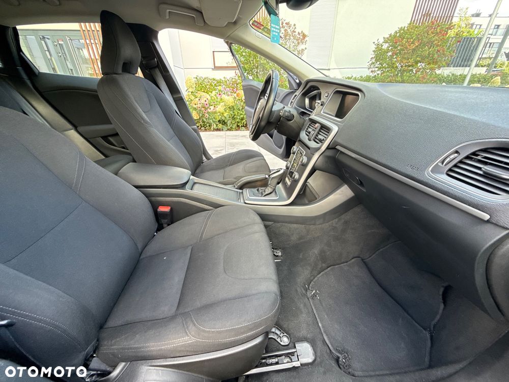 Volvo V40 T4 Base - 17