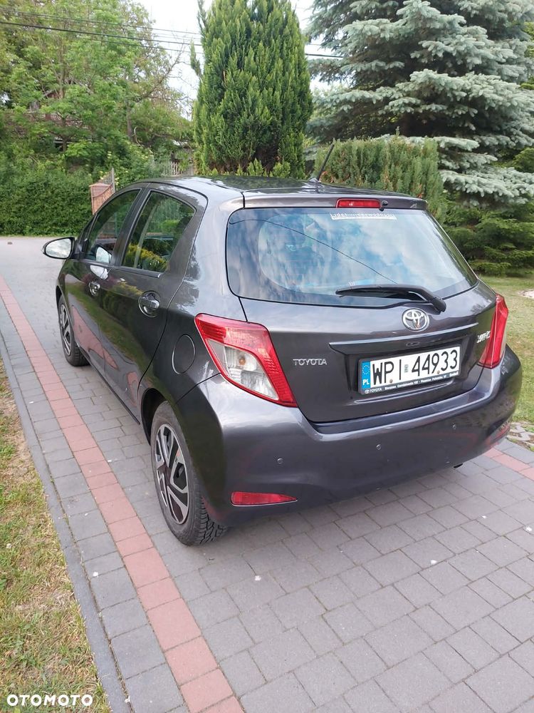 Toyota Yaris 1.0 Active - 12