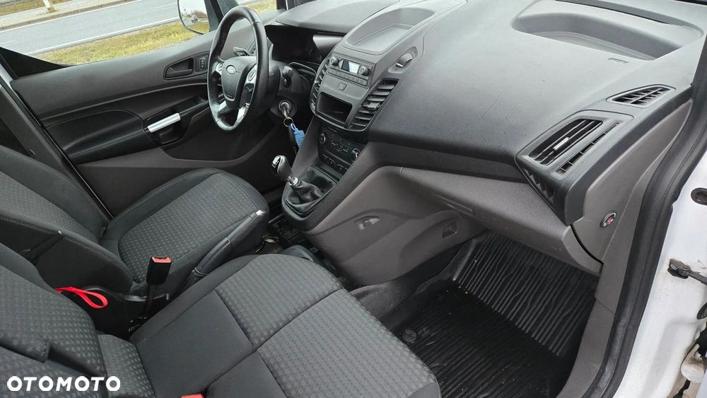 Ford Transit Connect - 12