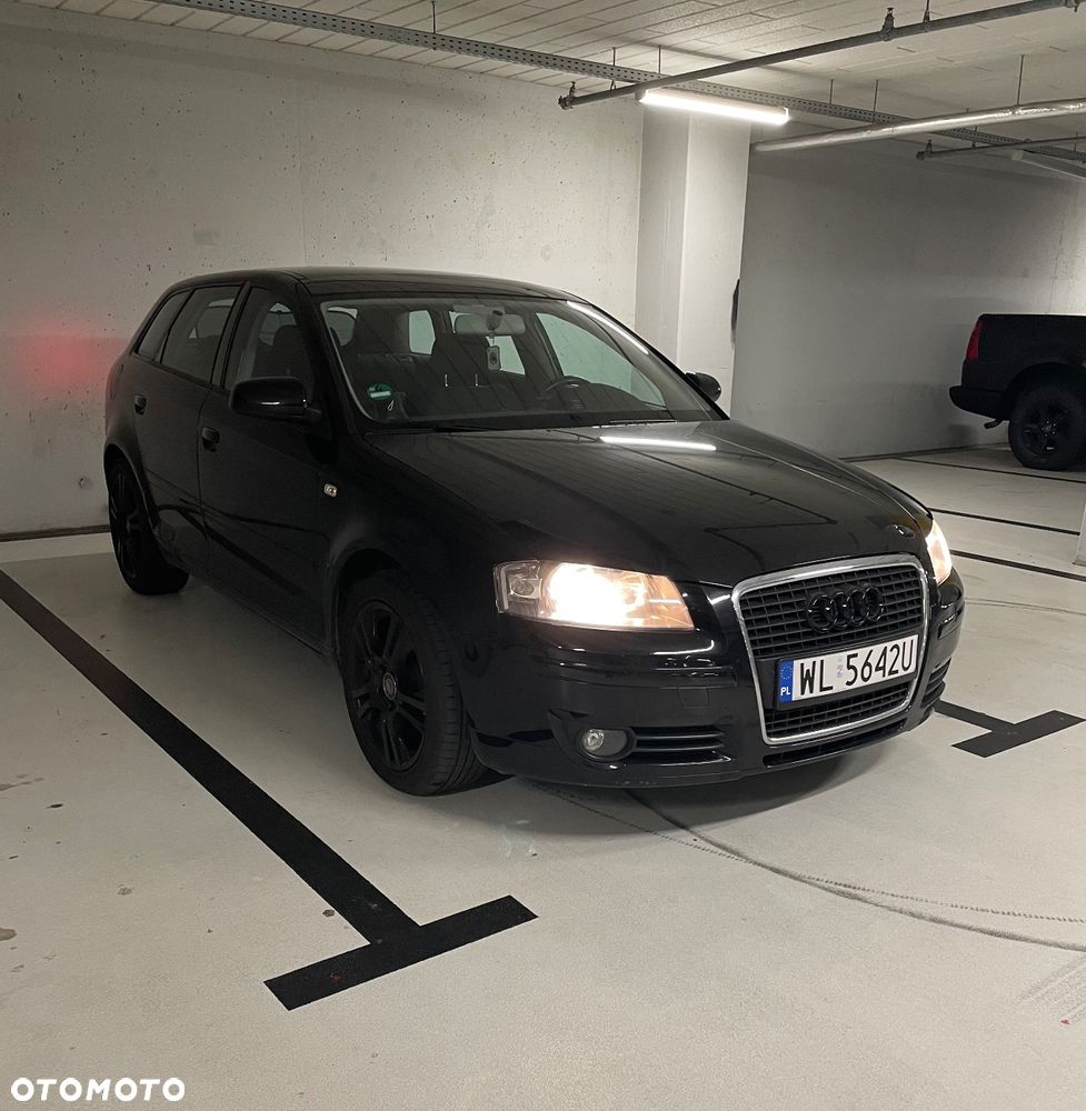 Audi A3 Sportback 1.6 FSI Ambition - 1