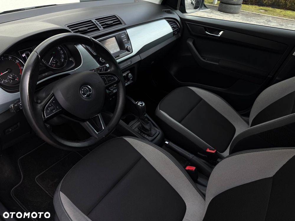 Skoda Fabia 1.2 TSI DSG Ambition - 14
