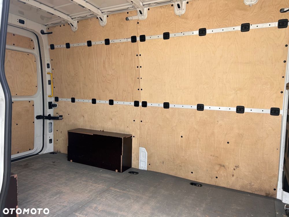 Volkswagen Crafter - 20