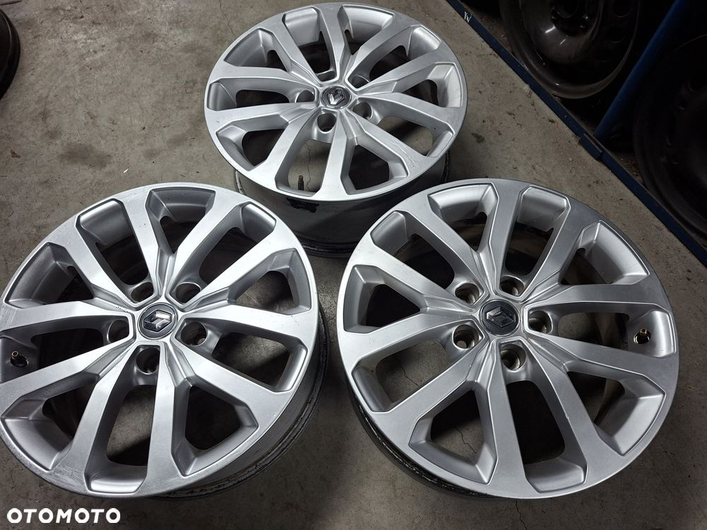 Felgi aluminiowe 17 cali Renault 5x114,3 - 2
