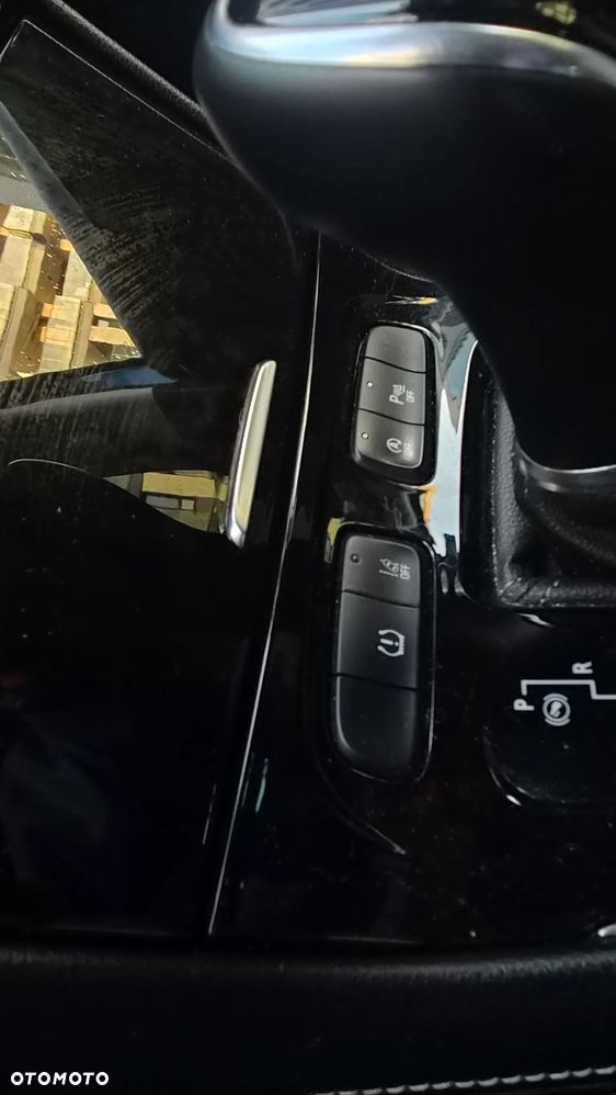 Opel Grandland X 1.2 T GPF Design&Tech S&S - 38