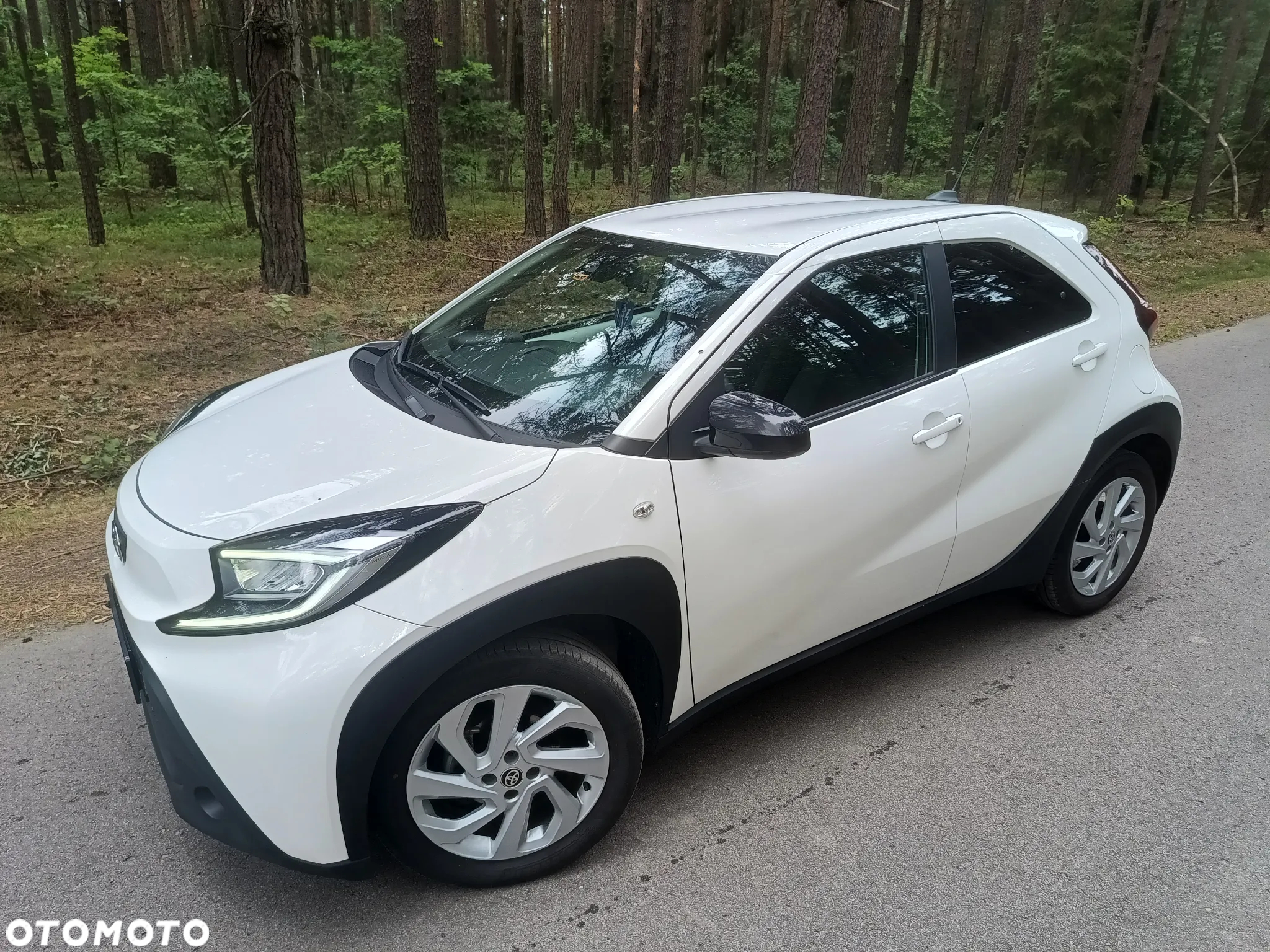 Toyota Aygo X 1.0 VVT-i Executive CVT - 11