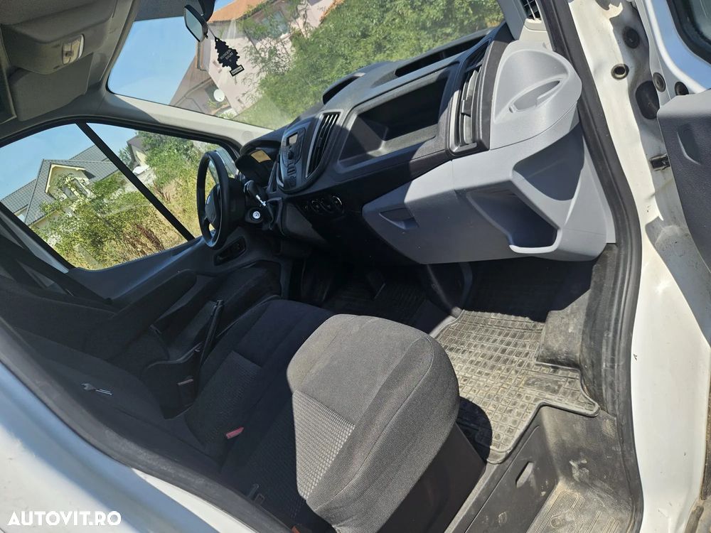 Ford Transit - 13