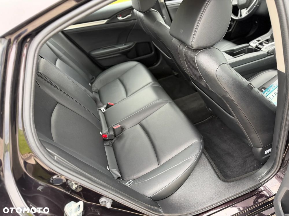 Honda Civic 1.5 i-VTEC Turbo Executive - 18