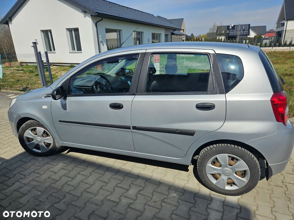 Chevrolet Aveo 1.2 16V Base+ - 6
