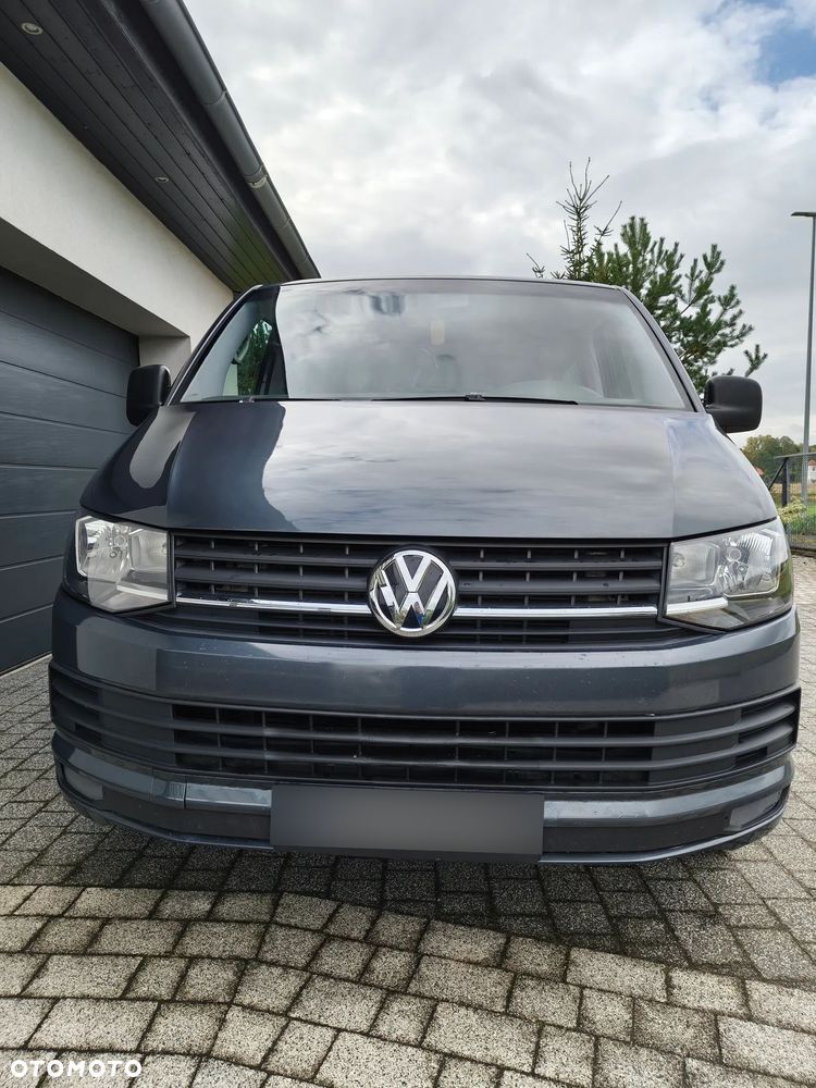 Volkswagen Caravelle - 4