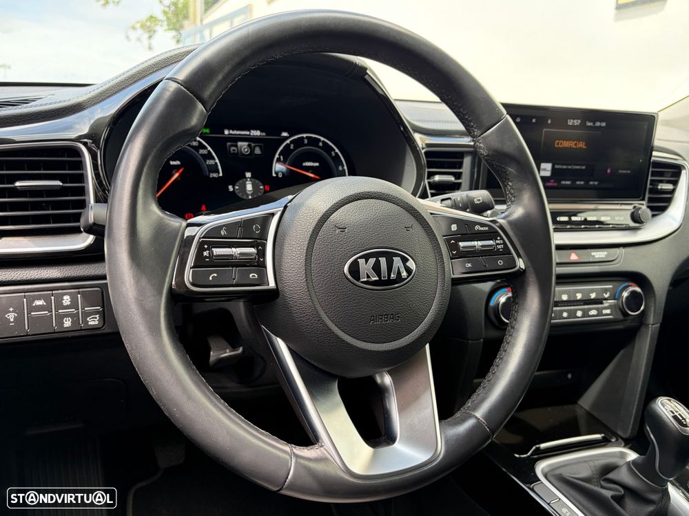 Kia XCeed 1.4 T-GDI Tech - 8