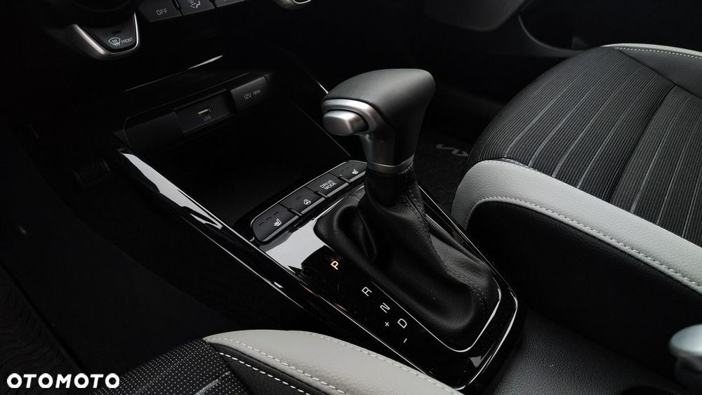 Kia Stonic - 14