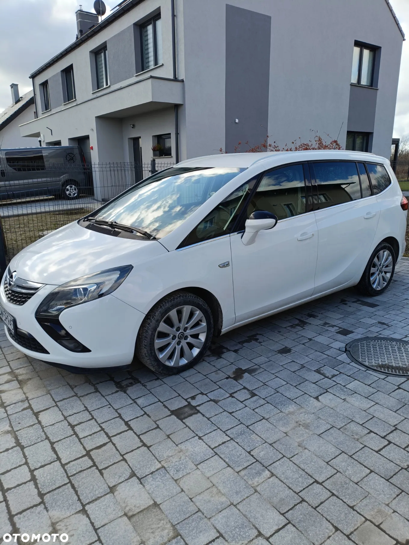 Opel Zafira - 2