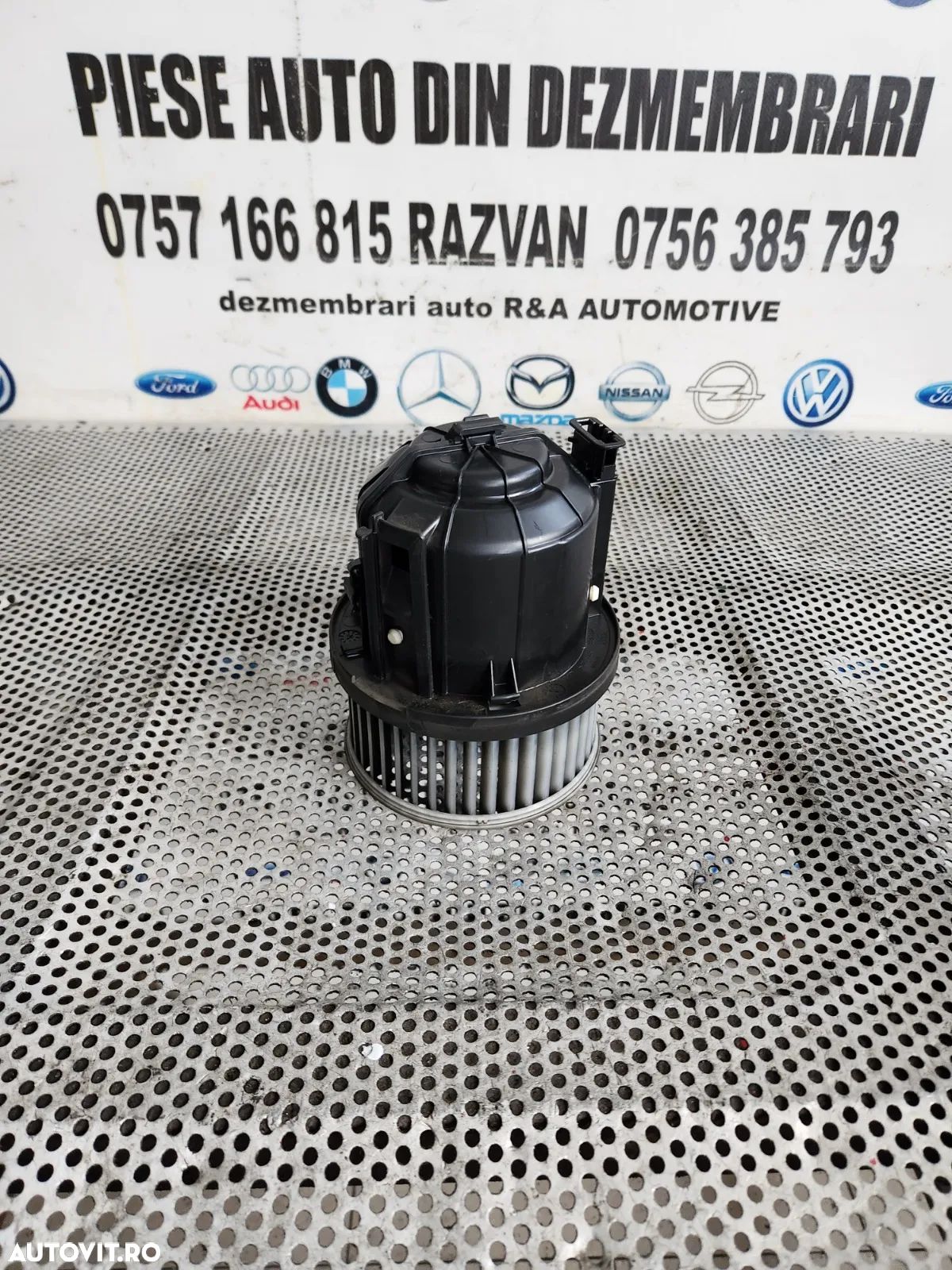 Aeroterma Bord Ventilator Habitaclu Land Rover Range Rover Evoque Discovery Sport An 2012-2013-2014 - 1