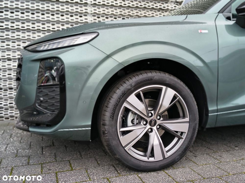 Audi Q3 Sportback - 5