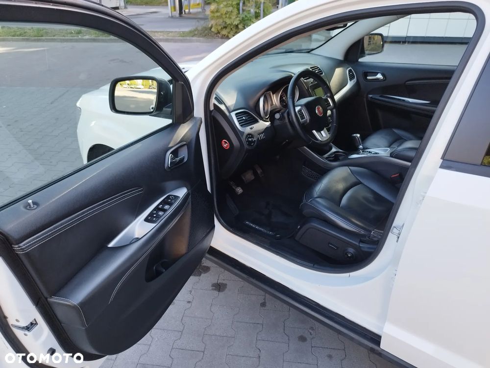 Fiat Freemont 3.6 V6 Lounge - 17
