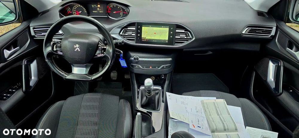 Peugeot 308 SW BlueHDi 130 Stop & Start Active Business-Paket - 10