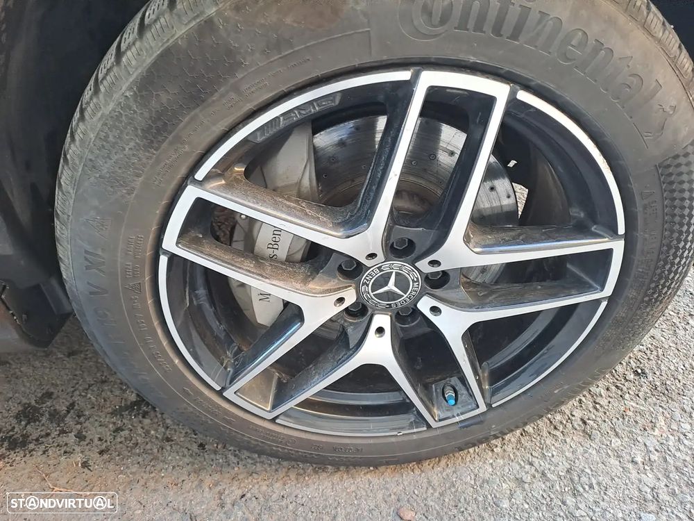 Mercedes-Benz GLC 350 e 4Matic 7G-TRONIC AMG Line - 12