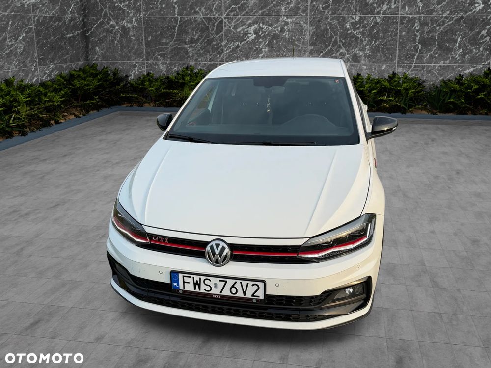 Volkswagen Polo 2.0 TSI DSG GTI - 4