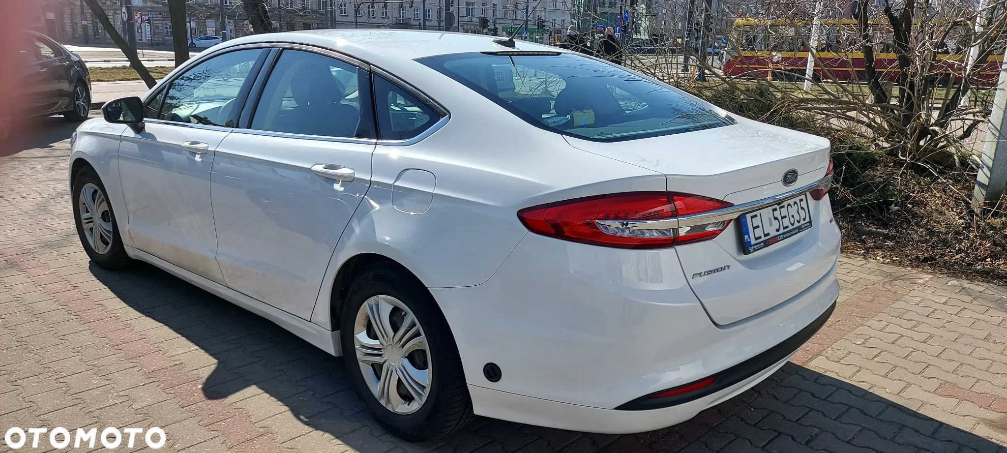 Ford Fusion - 34