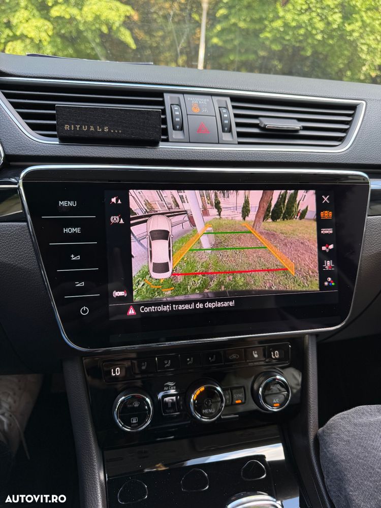 Skoda Superb 2.0 TDI 4X4 DSG L&K - 27