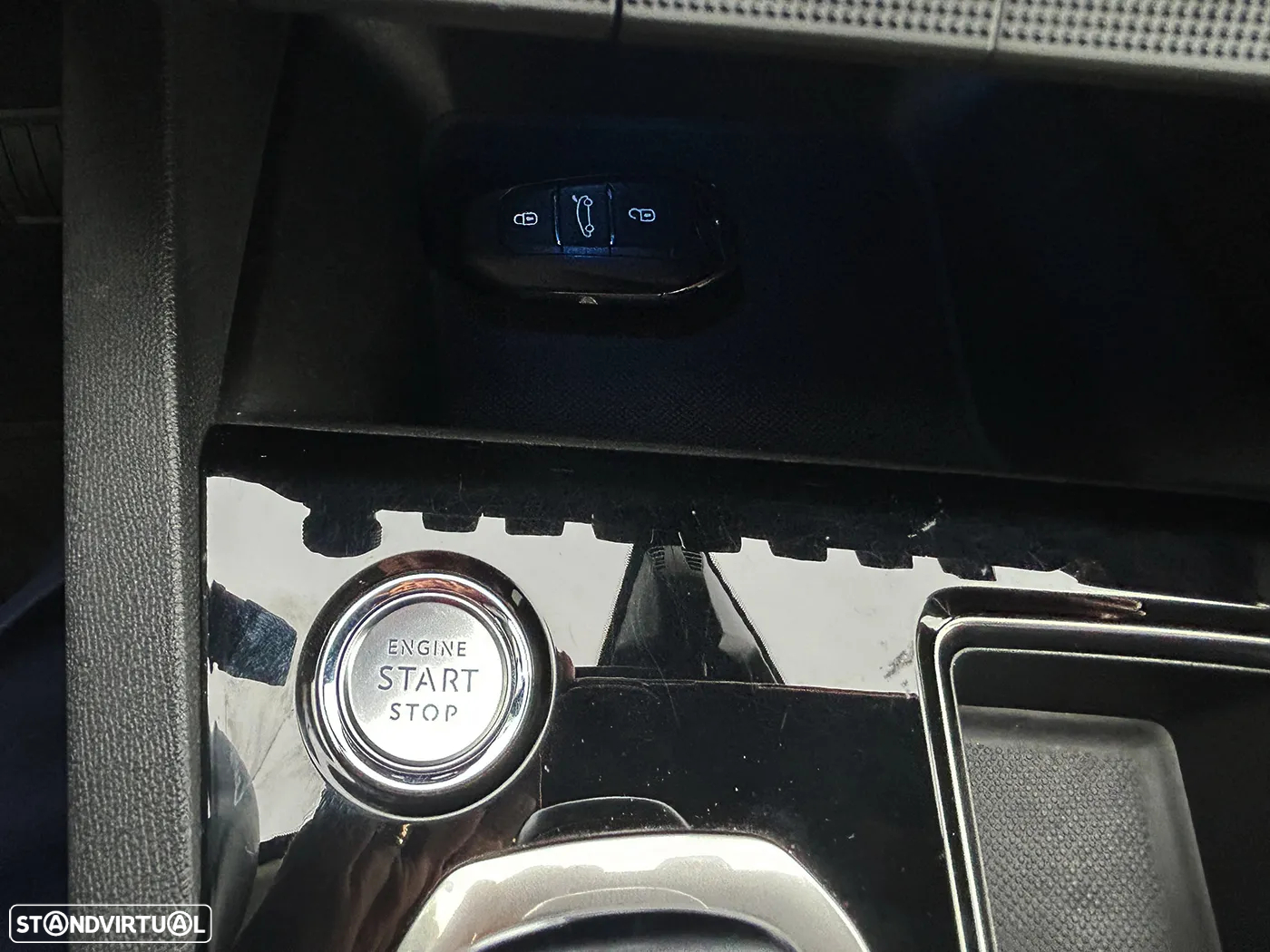 Peugeot 3008 1.6 Hybrid4 Allure Pack e-EAT8 - 41